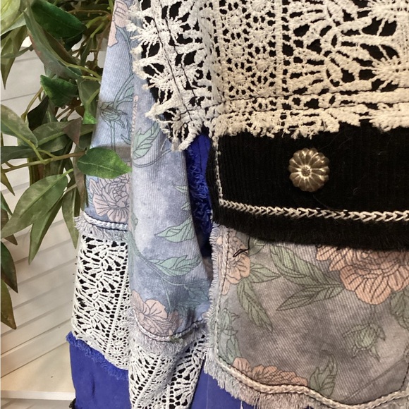 POL Blue and Black Lace Button Down Shirt - Picture 5 of 8